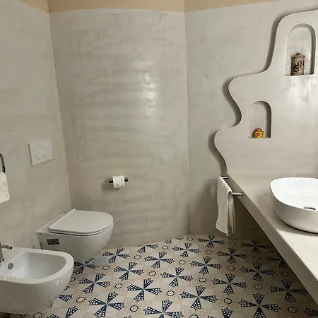 ヴィラ Fornillo 84